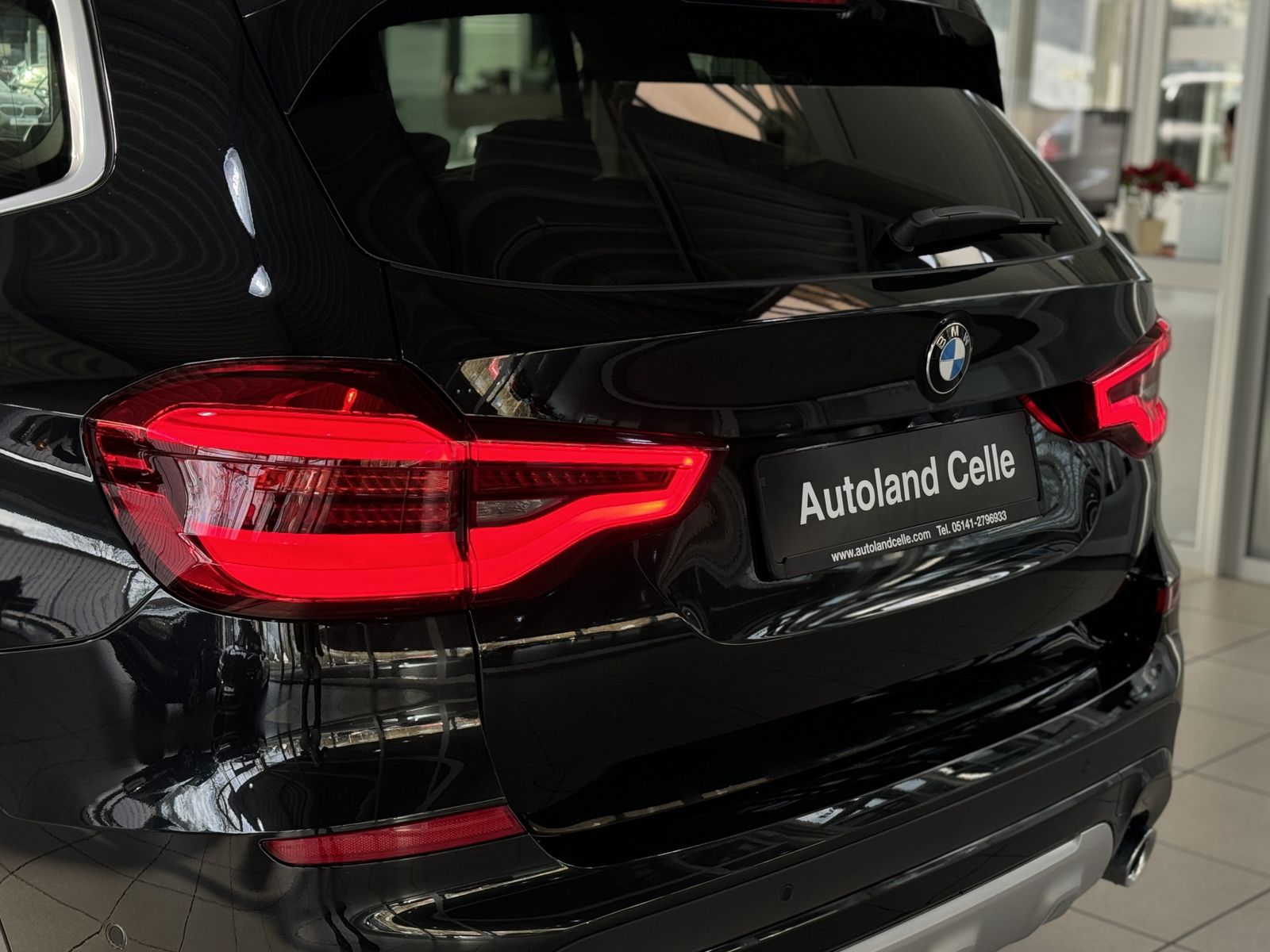 Fahrzeugabbildung BMW X3 xD20d xLine Kamera DAB HiFi Alarm LED Sport