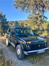 Lada LADA Niva 4x4 (EZ 09/2015) NEUE Reifen & ... - Lada in Hamburg