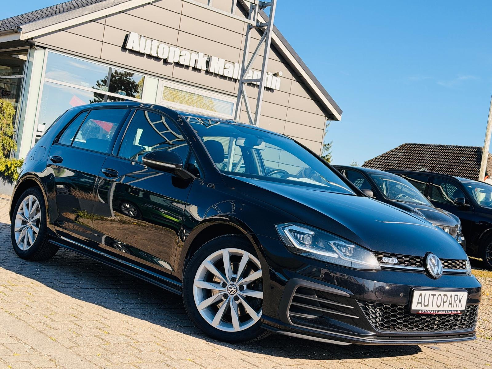 Volkswagen Golf VII Lim. GTD *LED*NAVI*DSG*SHZ*PDC*1.HAND*