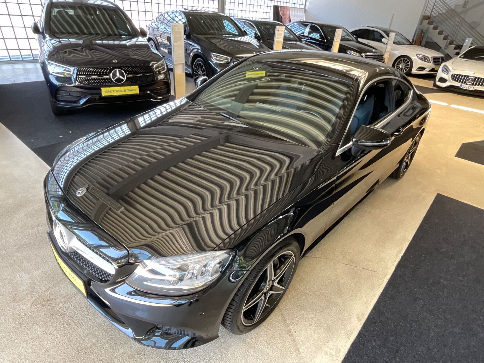 Fahrzeugabbildung Mercedes-Benz C 220 d Coupe * AMG FELGEN *