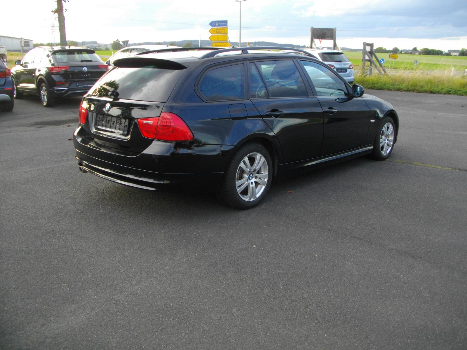 BMW 320 2009 — photo 5