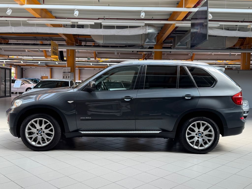 BMW X5 xDrive30d|SHZ|AHK|ACC|Kamera|Xenon|Standhzg BMW X5 xDrive30d|SHZ|AHK|ACC|Kamera|Xenon|Standhzg