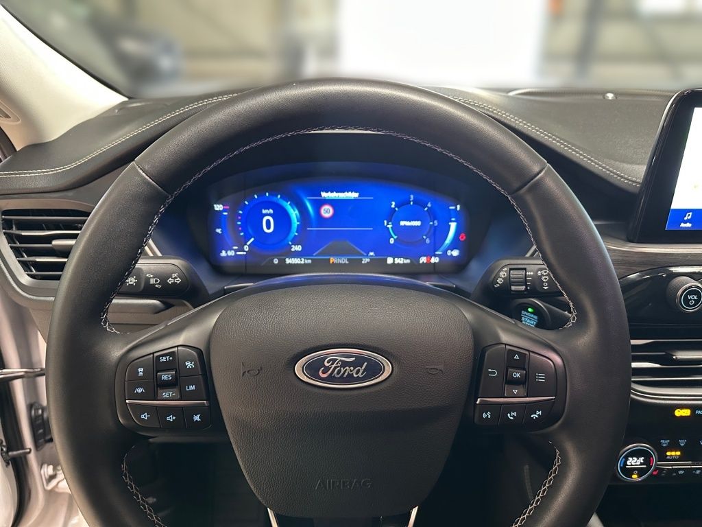 Fahrzeugabbildung Ford Kuga 2.0 Vignale ACC Pano SDHZ Navi LED HUD 4SHZ
