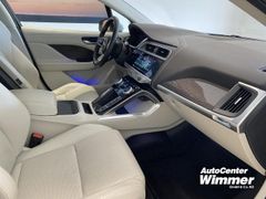 Foto Nummer 4: JAGUAR I-Pace