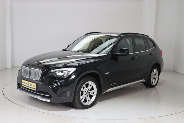 BMW X1 xDrive28i * Xenon * Navi * PDC * Sitzhzg.
