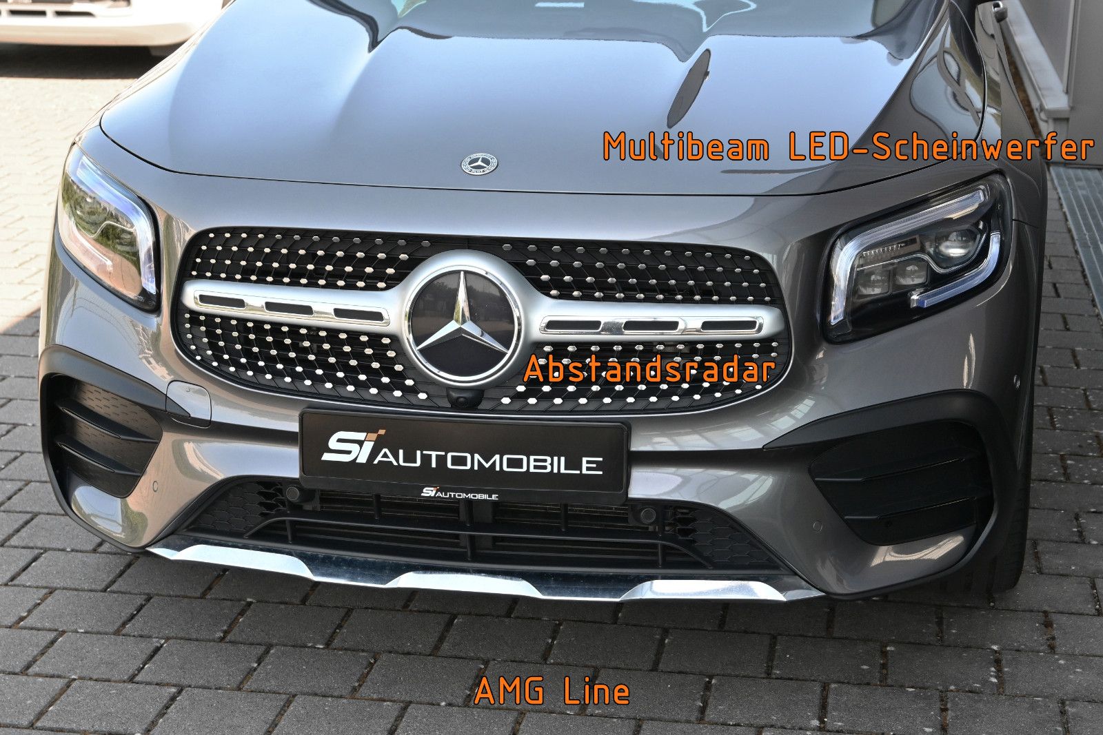 Fahrzeugabbildung Mercedes-Benz GLB 220 d 4M AMG °UVP 68.730€°ACC°AHK°PANO°STHZG