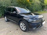 Volkswagen Tiguan 2.0 TSI 162kW DSG 4MOTION Highline 