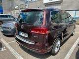 Volkswagen Sharan 2.0 TDI SCR DSG BMT Beach Garagenw. - VW Sharan von privat