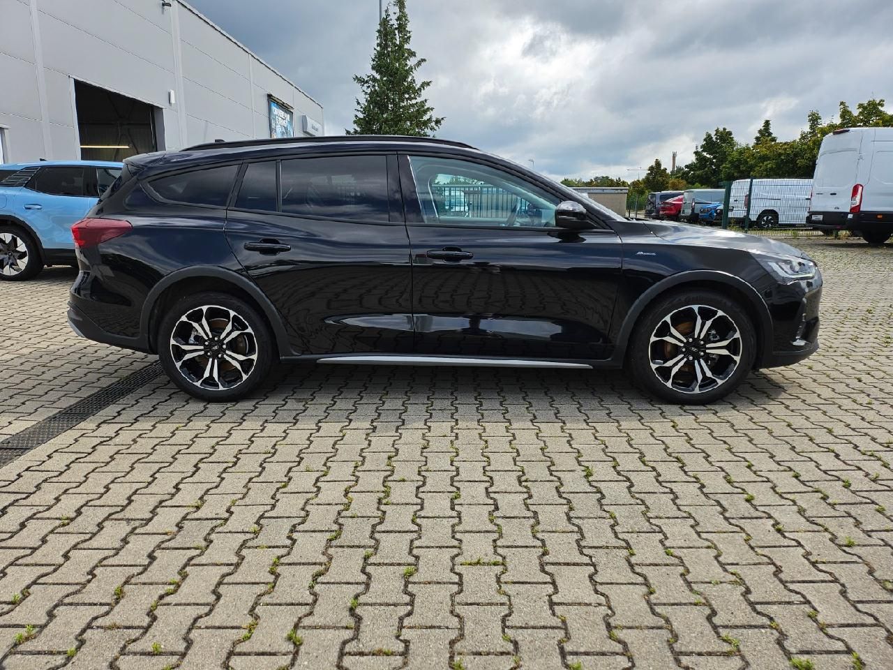 Fahrzeugabbildung Ford Focus Turnier Active