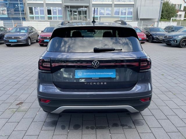 T-Cross 1.0 TSI DSG ACTIVE NAVI ACC Apple CarPla