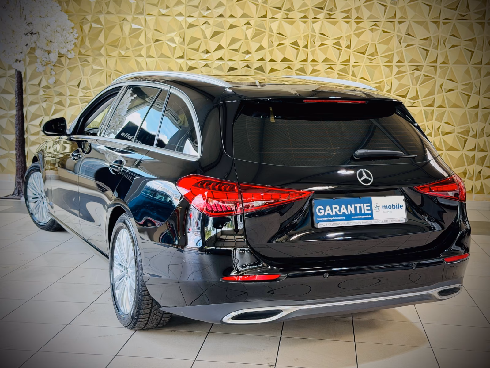 Mercedes-Benz C-Class T d Avantgarde AUTOMATIK NAVI LEDER 1.HAND, миниатюра 3