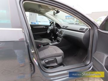 Volkswagen Passat - 10