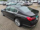 BMW 750i xDrive HUD,Laser,Standhzg,Executive,Massage - BMW: Executive