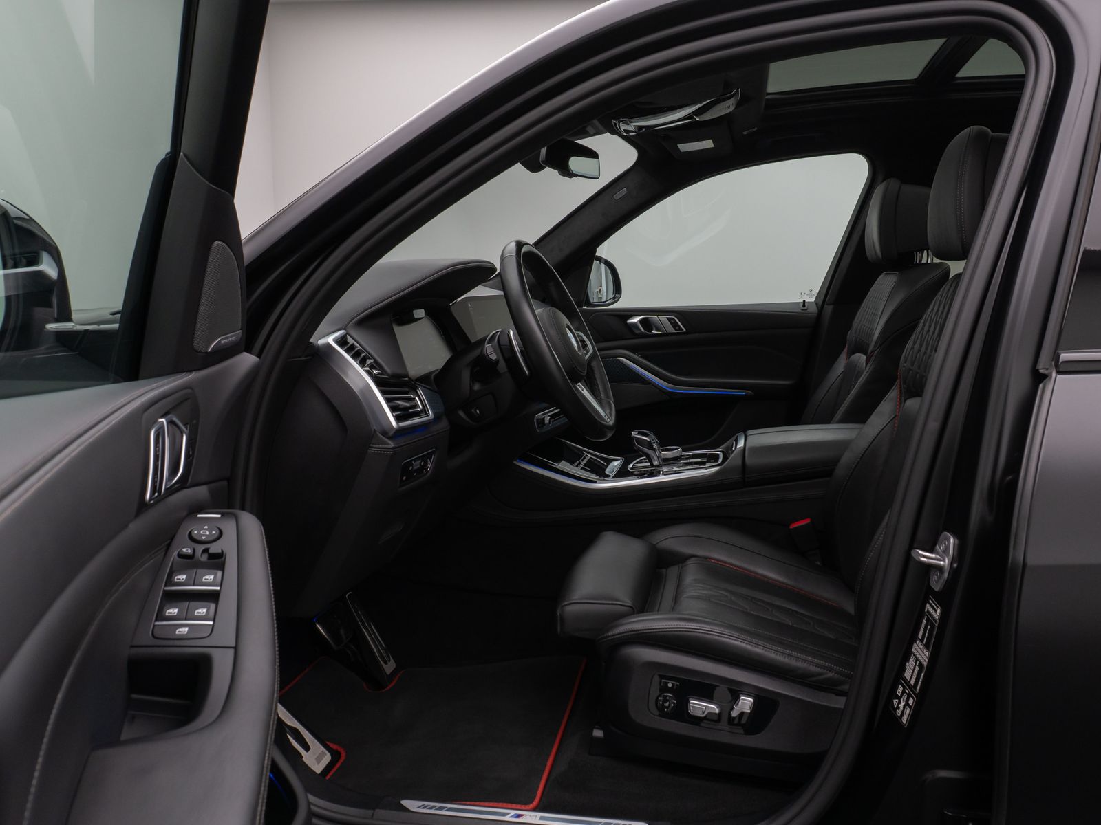 Fahrzeugabbildung BMW X5 xD40d Spezial Edition M Sport Pano.360°Laser