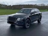 Bentley Bentayga 4.0 V8 4WD Autom. - - Bentley aus 2019