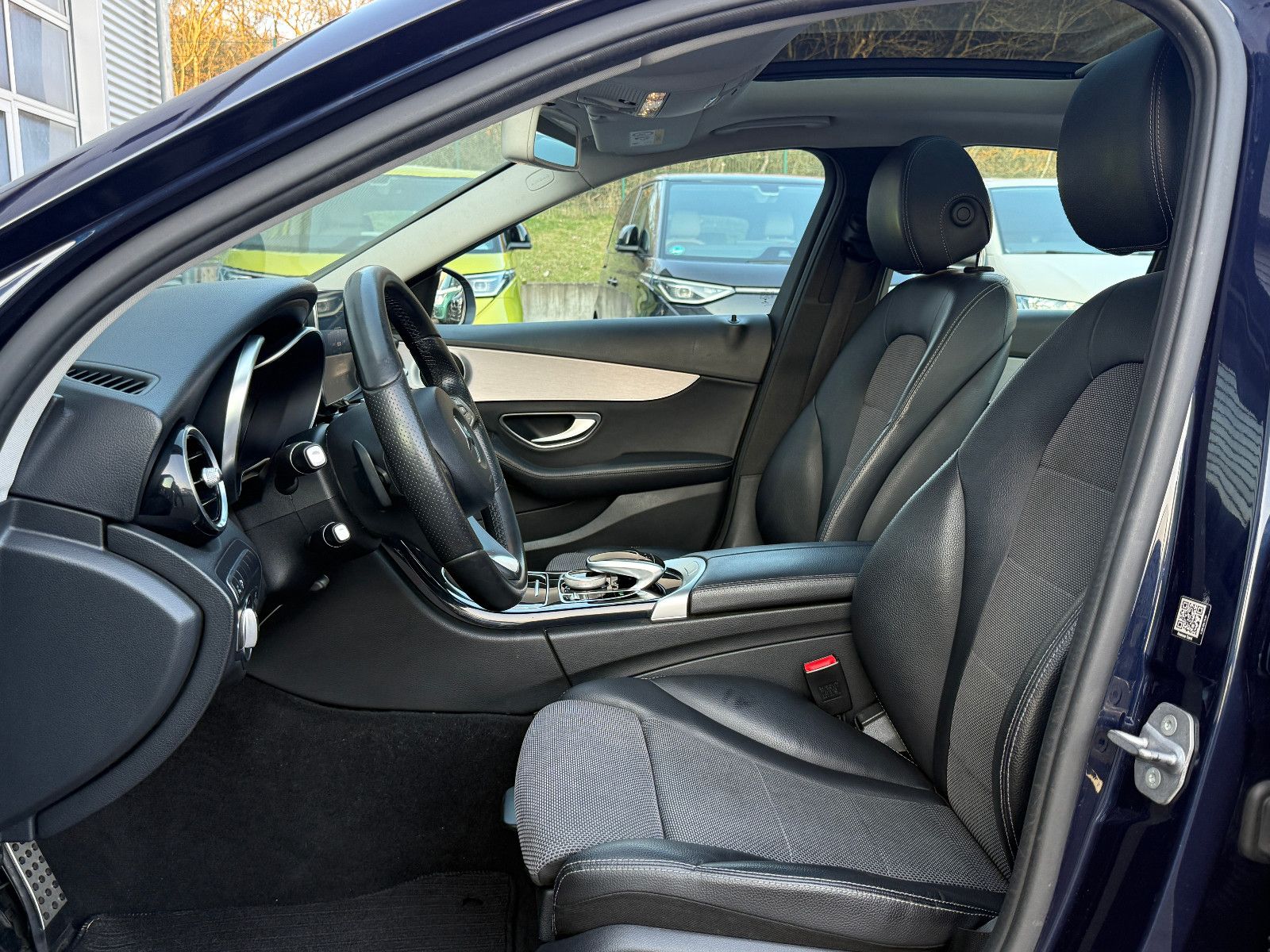 Fahrzeugabbildung Mercedes-Benz C 200 d Limo 9G-Tronic Avg GRA Pano 360°Kamera