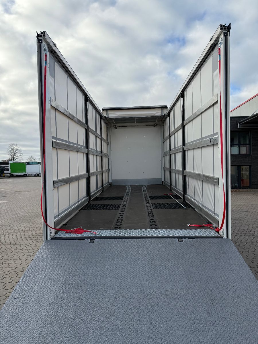 Fahrzeugabbildung MAN TGX 26.440 6x2 LL Schwerlast Ladebordwand/Rampe