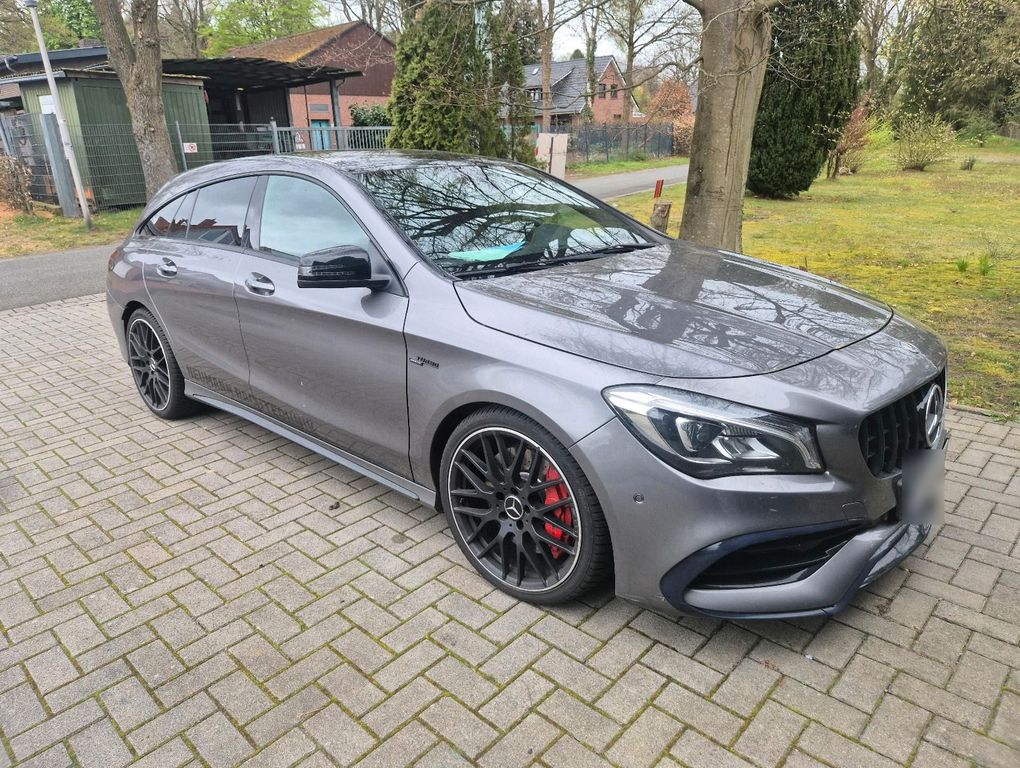 Image of Mercedes-Benz CLA 45 AMG
