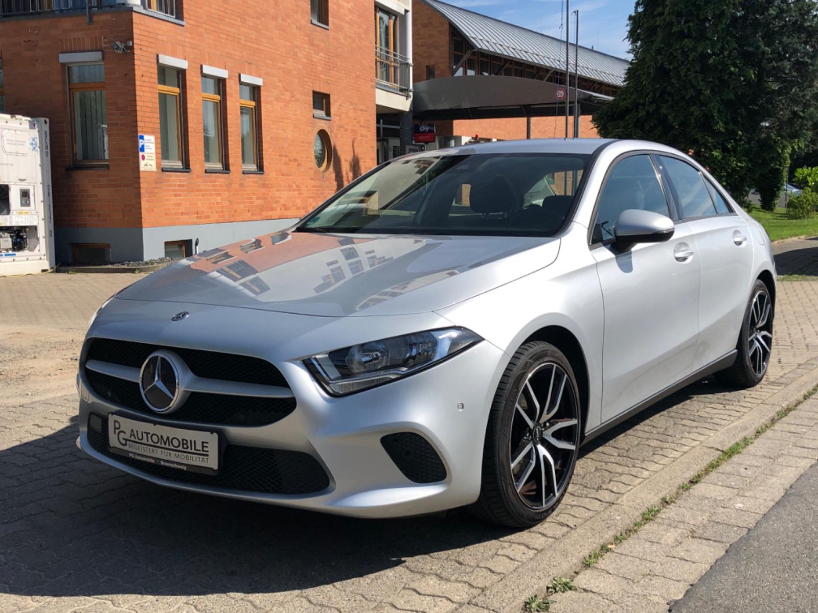 Mercedes-Benz A 180 Limousine Navi Sitzheizung
