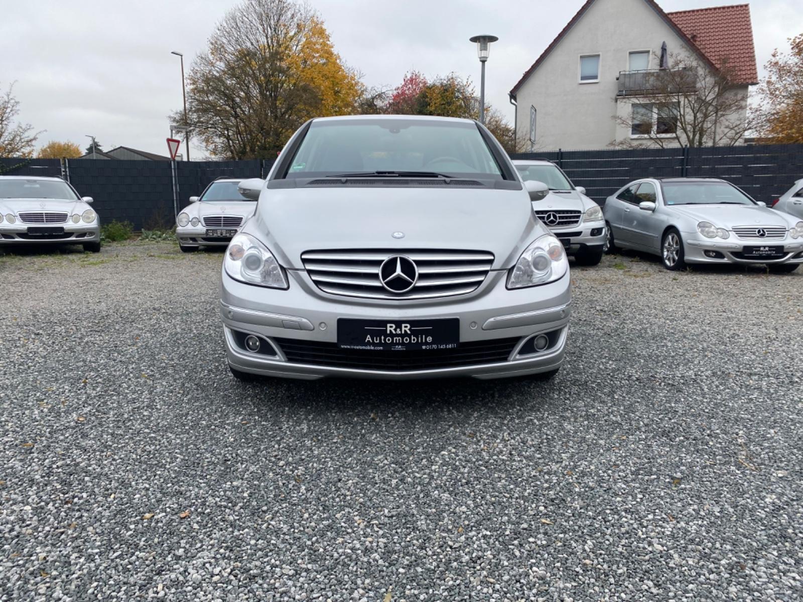 Mercedes-Benz B 170 PDC ISOFIX AHK SITZHEIZUNG ALLWETTER