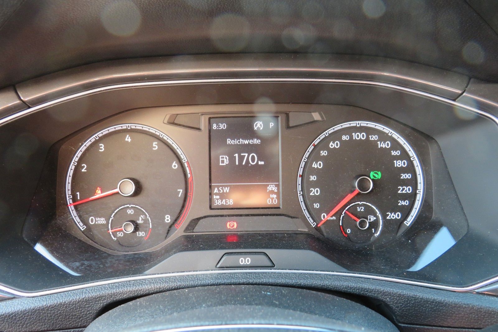 Fahrzeugabbildung Volkswagen T-Roc Sport ACC LED PDC NAVI DAB 1.HAND