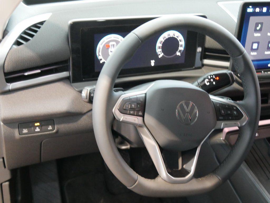 Volkswagen T-Roc Life 1.5 l eTSI OPF 110 kW (150 PS ) 7-Gan, миниатюра 11