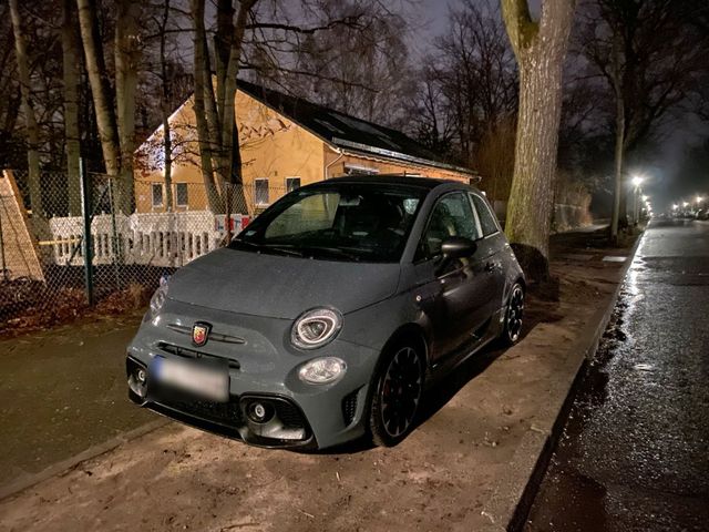 Fiat 500 ABARTH 595 competizione Cabrio