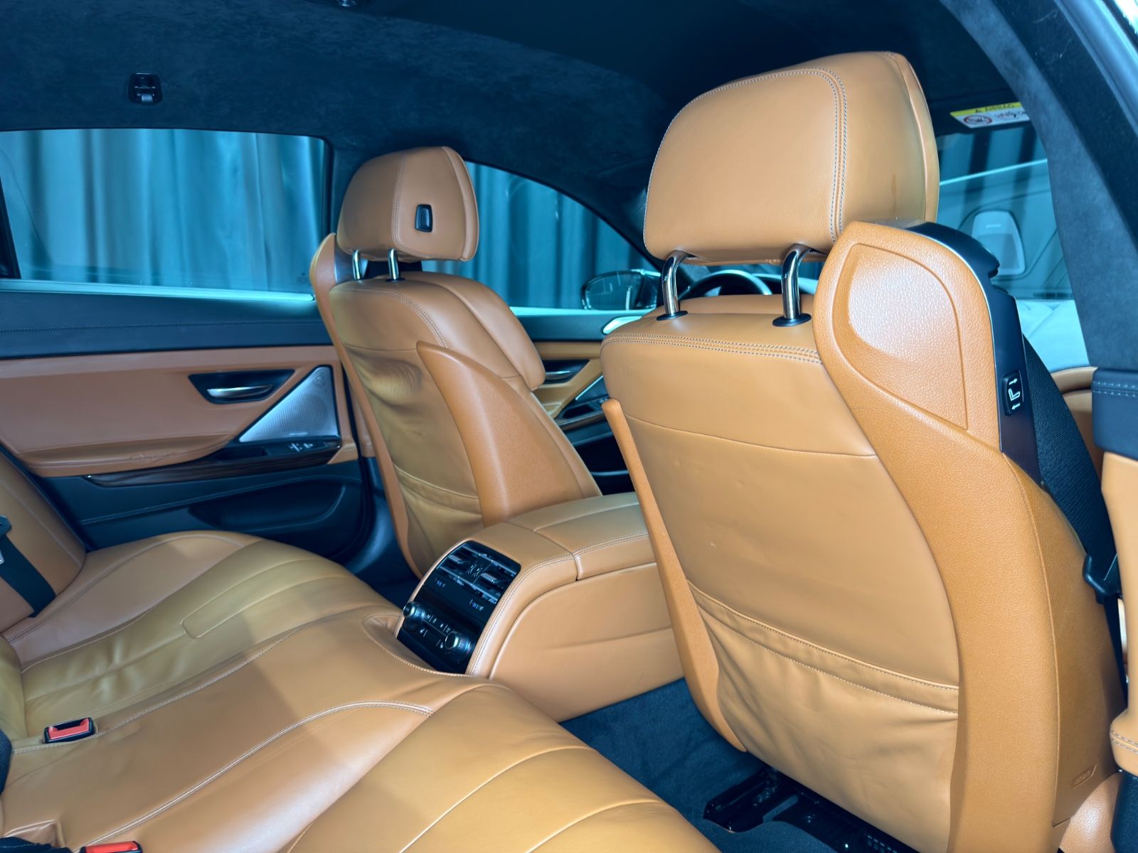 Fahrzeugabbildung BMW M6 Gran Coupe Competition|B/O|NIGHT-VISION|VOLL|