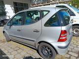 Mercedes-Benz A 140 AVANTGARDE, engine opt: 1.6L PREM_UNLE... - Mercedes-Benz A 140: Avantgarde