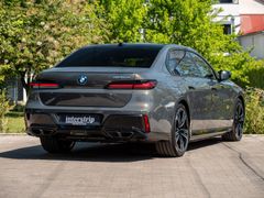 BMW M760 – 6 / 32