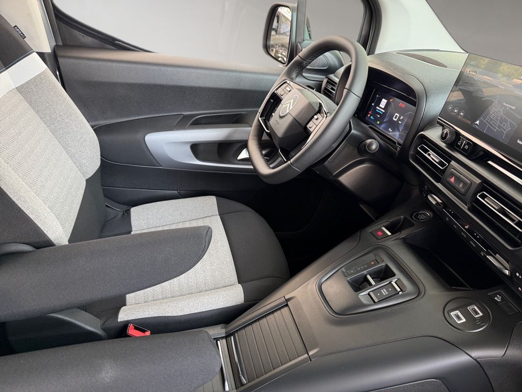 Fahrzeugabbildung Citroën Berlingo M BlueHDi 130 EAT8 MAX