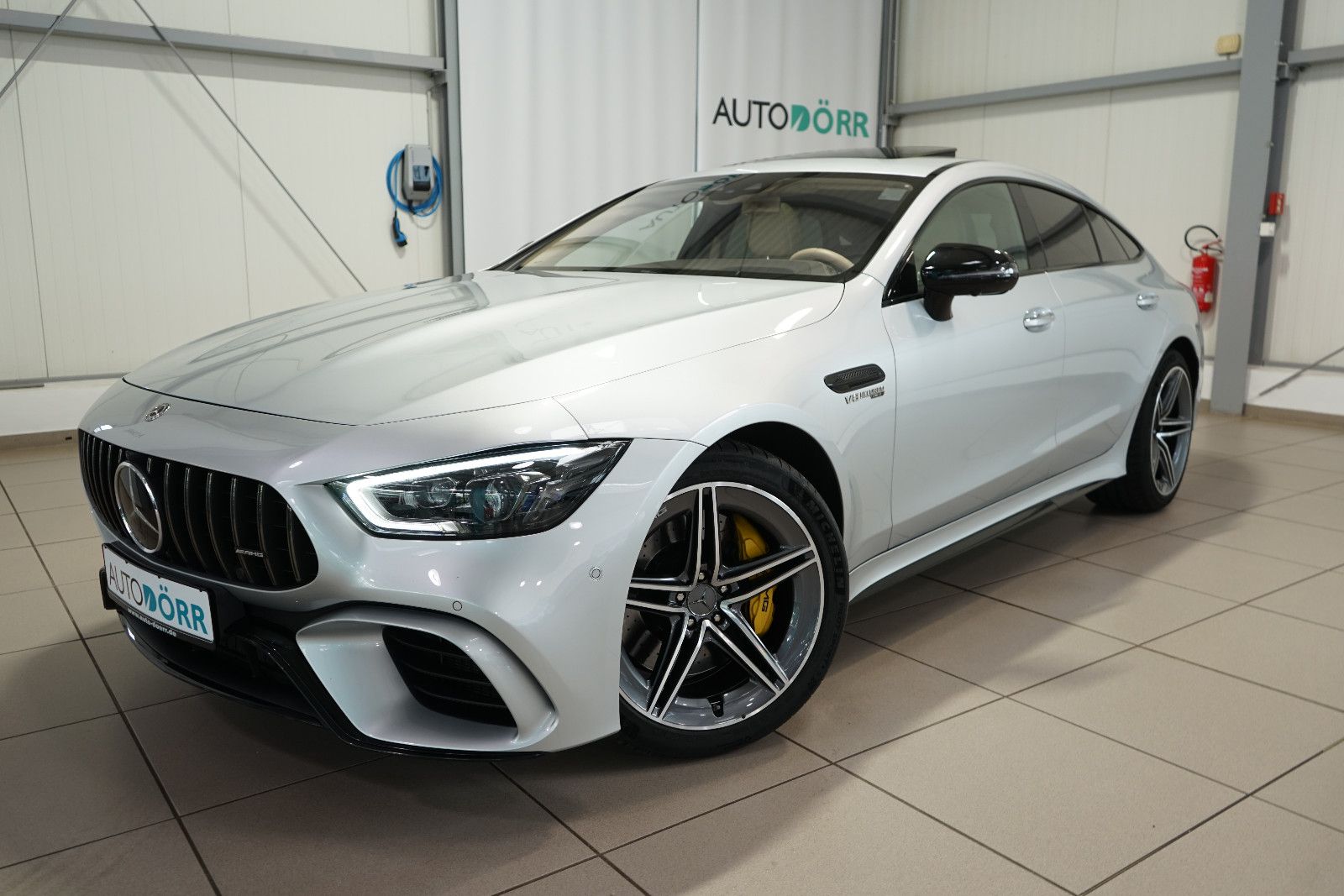 MERCEDES-BENZ AMG GT 63 S 4-Türer 4M+ Night+Pano+Distr+Massage