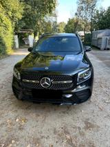 Mercedes-Benz GLB 250 4MATIC DCT, AMG Line, Garantie bis 03/28 - Mercedes-Benz GLB-Class: Von Privat