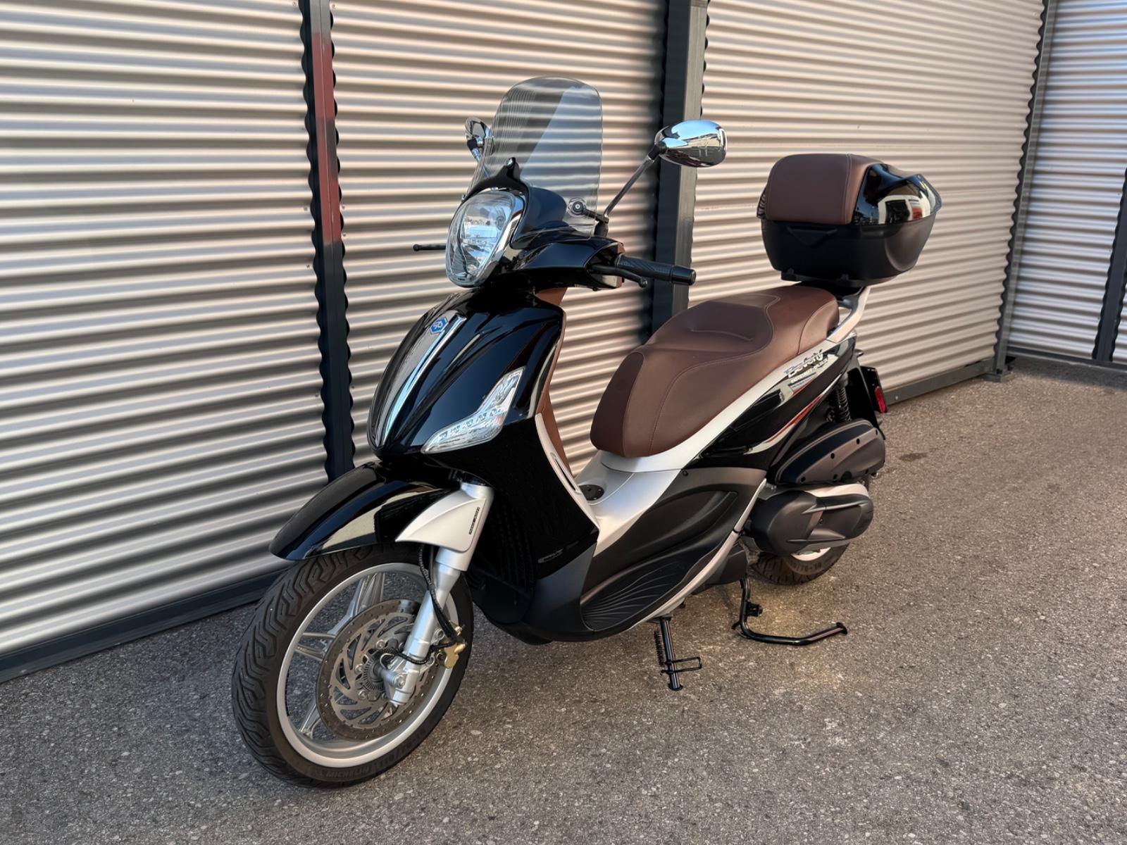 Piaggio BEVERLY 350/ NEUER SERVICE + "TÜV" / GEPFLEGT !!