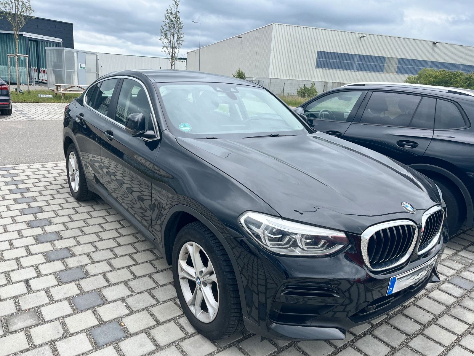 BMW X4 xDrive20d AT Advantage Advantage