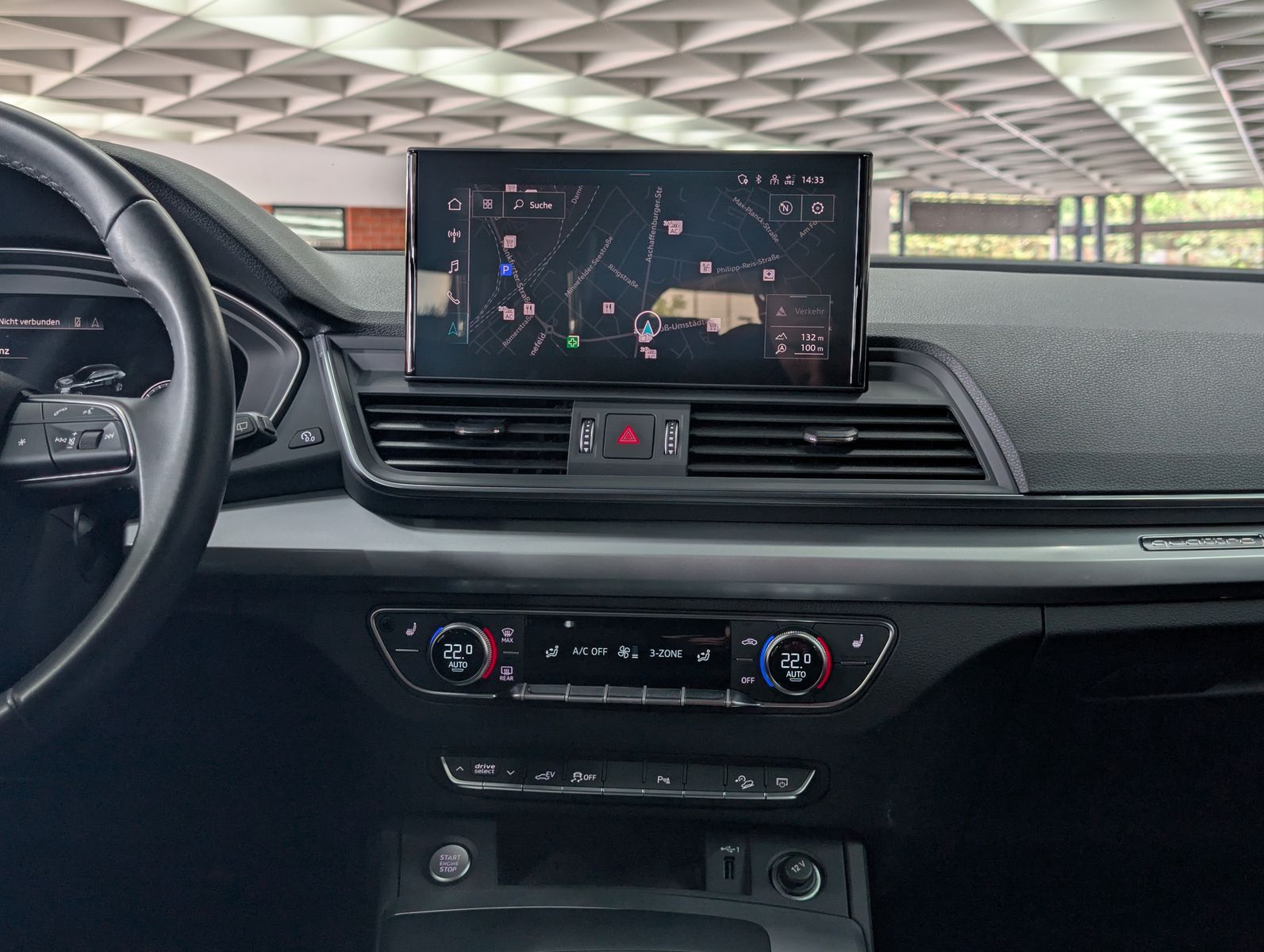 Fahrzeugabbildung Audi Q5 Sportback 55 TFSIe S Line HUD PANO AHK MATRIX