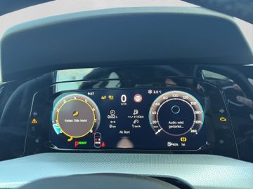 Volkswagen Golf - 10