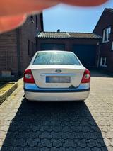 Ford Focus 1,6 Ghia 101 ps - Ford Focus aus 2006: Ghia