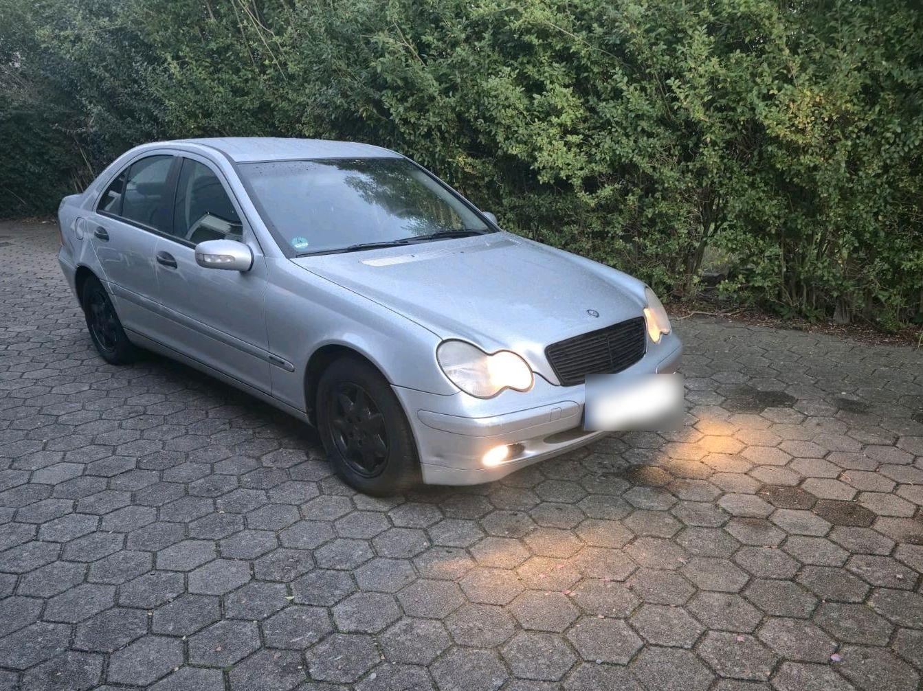 Mercedes-Benz C 200