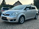 Toyota Corolla Verso 2.2 D-4D Sol 1Hand PDC Klima 6Gang - Toyota Corolla Verso mit Diesel-Antrieb: Partikelfilter