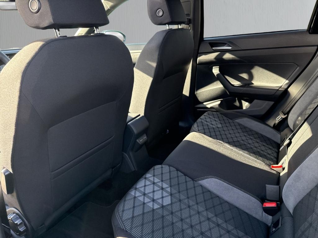 Volkswagen Taigo 1.0 TSI DSG R-Line R-Kamera Navi GJR Pano 
