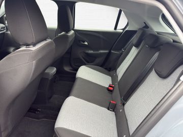 Fotografie des Opel Corsa F Kamera LED Sitzheizung Allwetterreifen