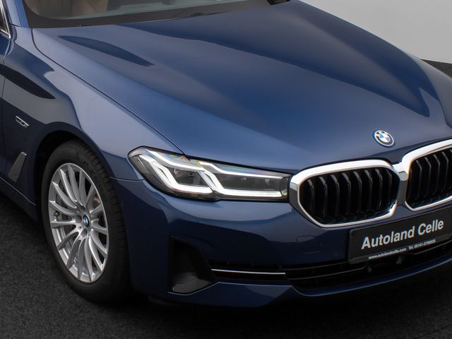 Foto Nummer 19: BMW 530e