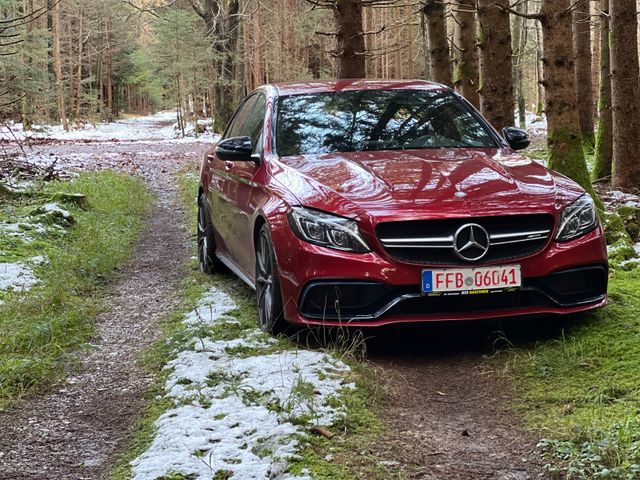 Mercedes-Benz C 63 S AMG**DESIGNO**510-PS/Lückenlos-MB Service