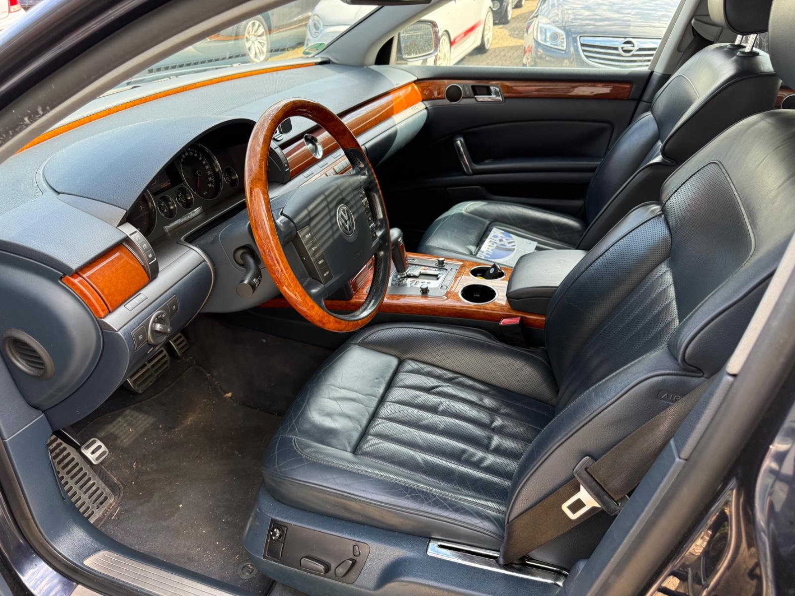 Volkswagen Phaeton V6 4Motion R Design 5 Sitzer Navi Xenon