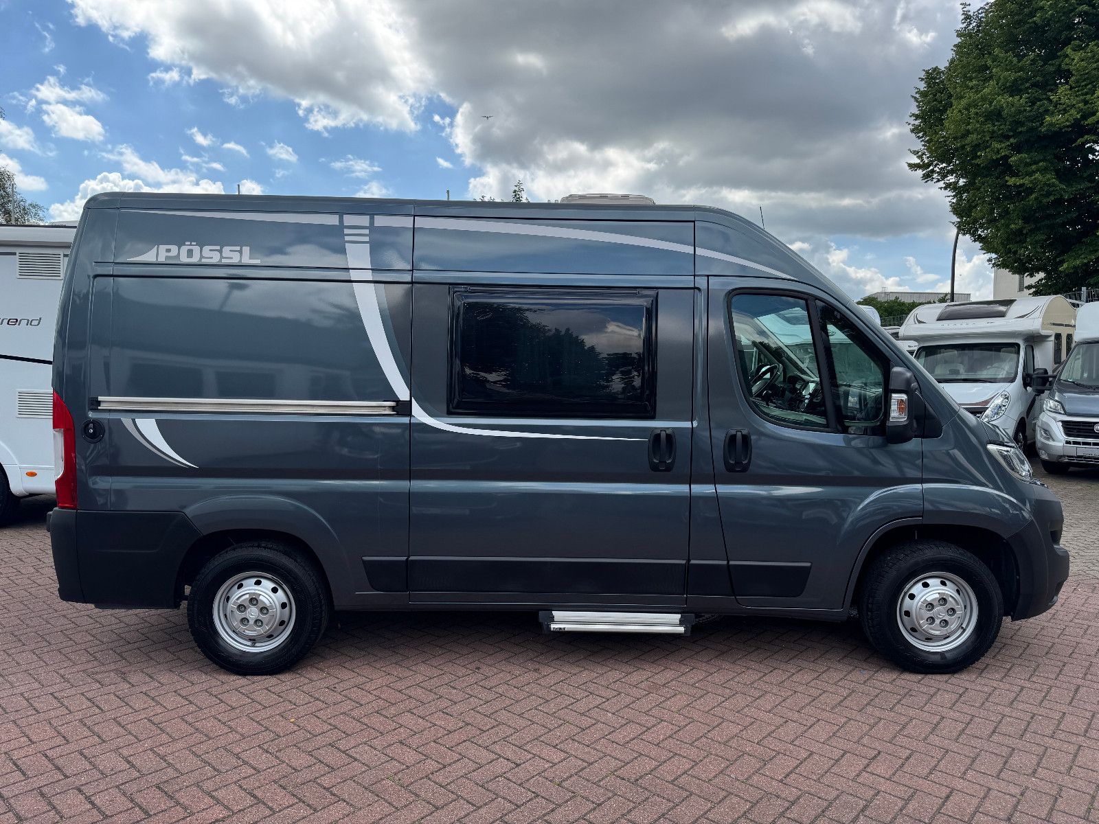 Fahrzeugabbildung Pössl 540 ROADCAMP R NAVI KAMERA RAUMBAD 1.HAND