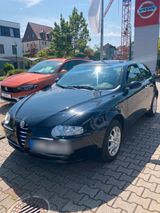Alfa Romeo 147 1.6 16V  105 PS  TÜV neu  - Alfa Romeo 147 aus 2002