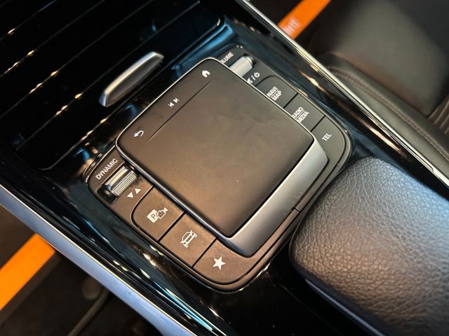 Mercedes-Benz GLB 200 *NAVI*ACC*LED*SPURASSIST*AHK*