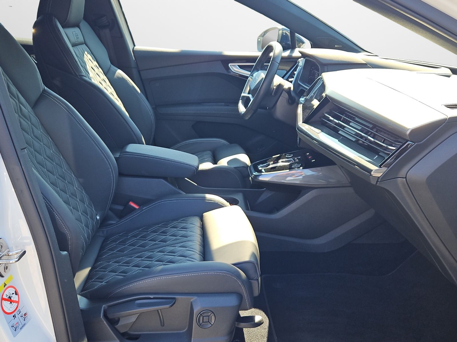 Audi Q4 e-tron 50 quattro S-line NaviPlus Matrix SONO foto 13