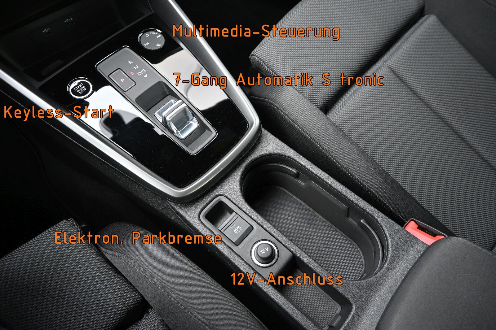 Fahrzeugabbildung Audi A3 35 TFSI S tro. Limousine °ACC°PANO°HEAD-UP°